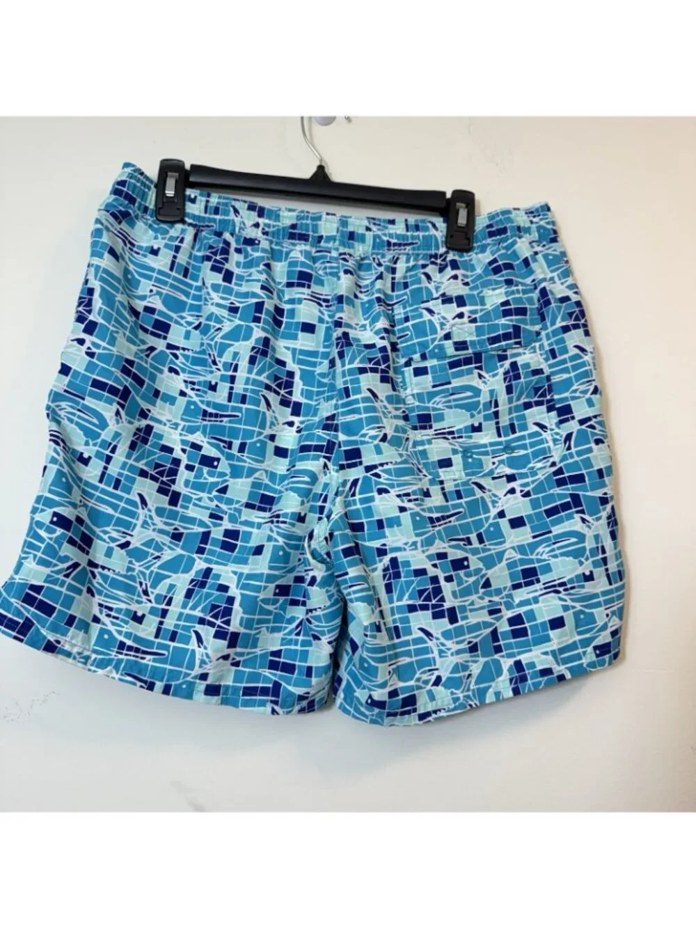 Vineyard Vines Board Shorts Men’s Size M Swimming Surfing Lined Pockets